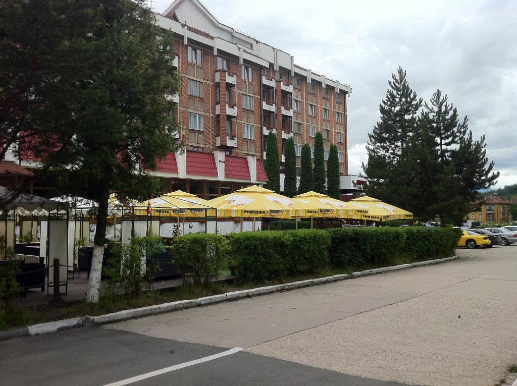 Hotel Petroshani srl Petroşani Exterior foto